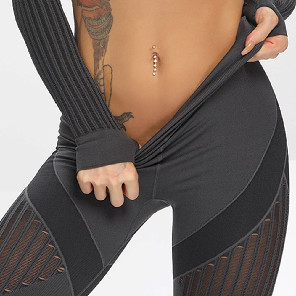 Women Seamless 2Pcs Long Sleeve Crop Top And Leggings