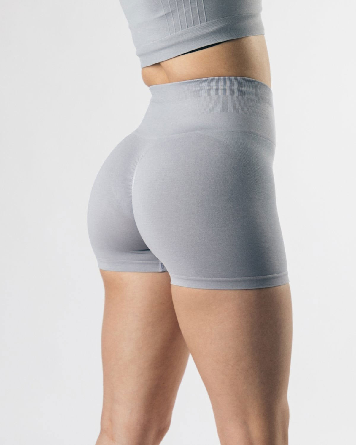 Amplify High Waisted Women Seamless Butt Lifting Leggings And Shorts.